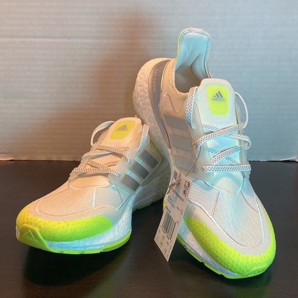 New Adidas x Ivy Park Ultraboost Off White Size 6 - Picture 8 of 12